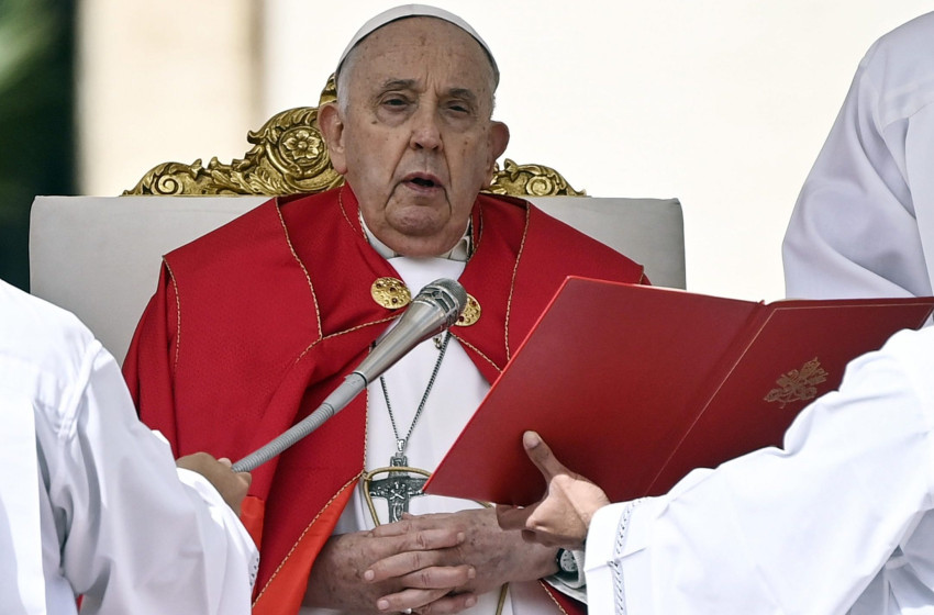 Ferenc pápa a moszkvai terrortámadás áldozataiért imádkozott virágvasárnap