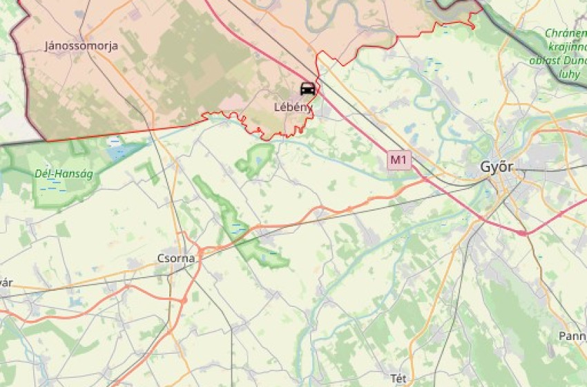 Parkoló autónak ütközött egy személyautó Lébényen