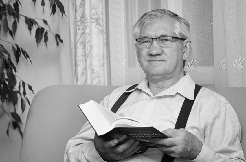 Rábaközi költőnk előadása Páliban 