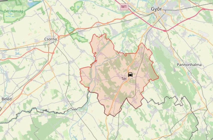 Korlátnak hajtott egy autó a 83-as főúton