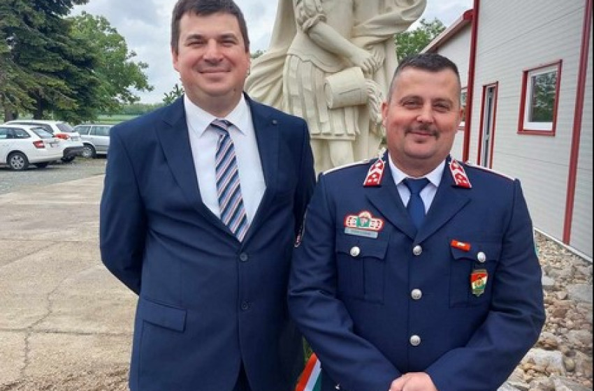 Kitüntetést kapott a höveji tűzoltó 