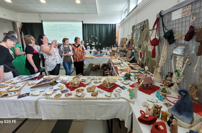 Egy közösségnyi alkotás