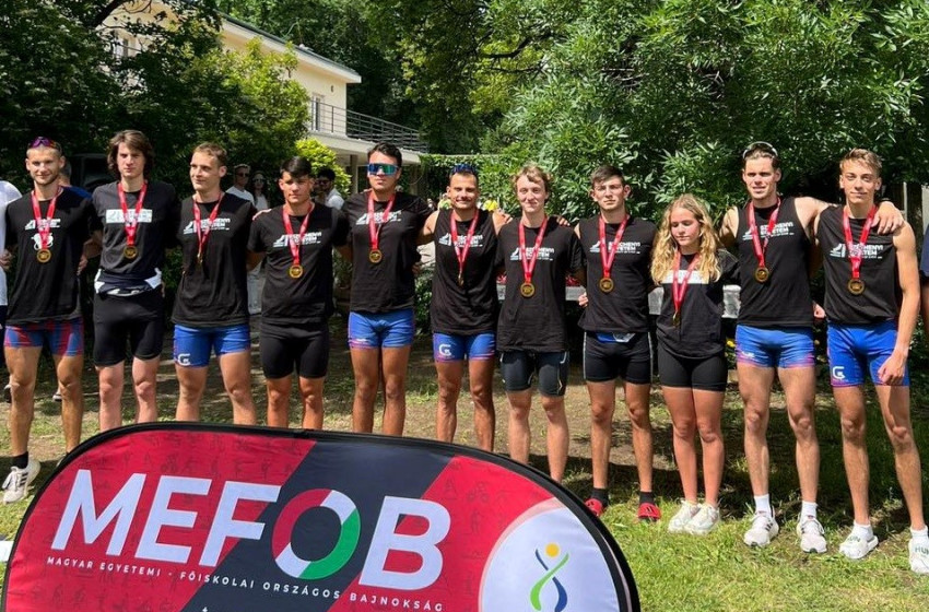 Győri fiatalok nyerték a tízevezős versenyt