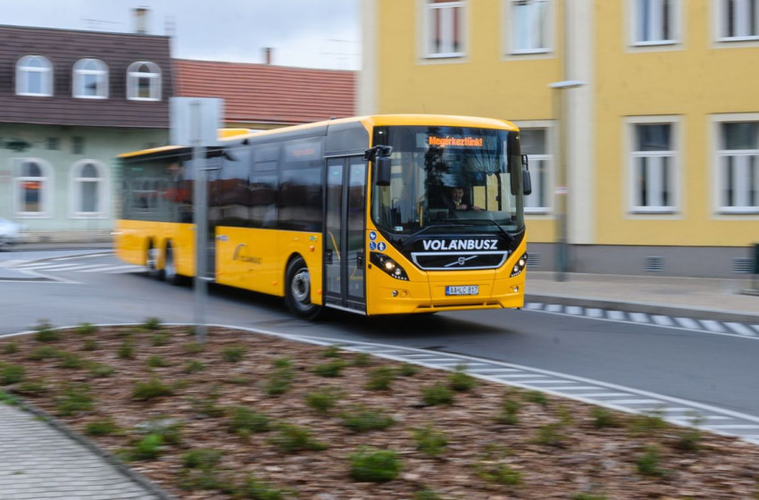 Az összes Volánbuszon lehet majd kártyával fizetni az ősztől 