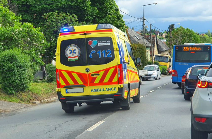 Fürdés közben hagyta magára a 2 éves gyereket a nevelőanya