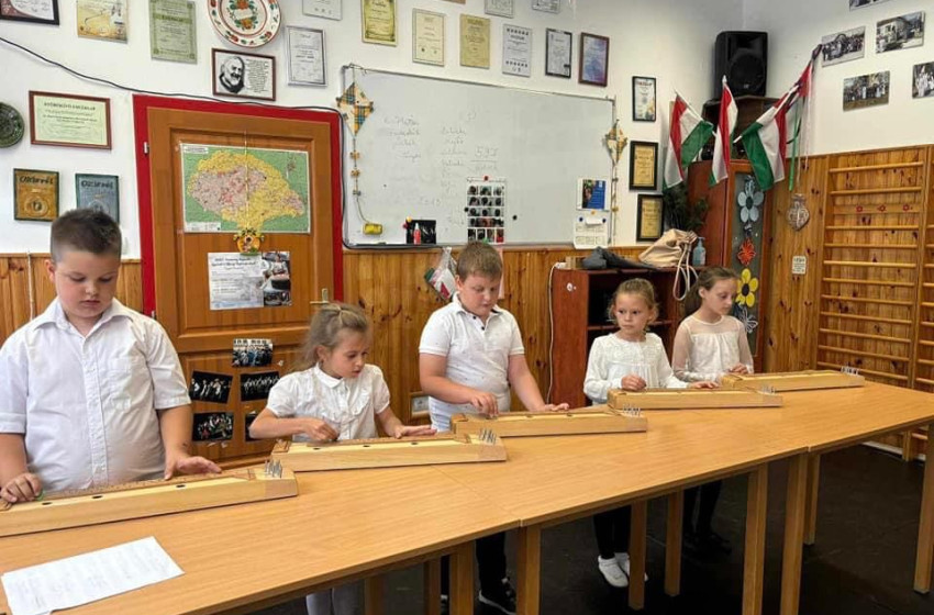 Citera-bemutató Mihályiban