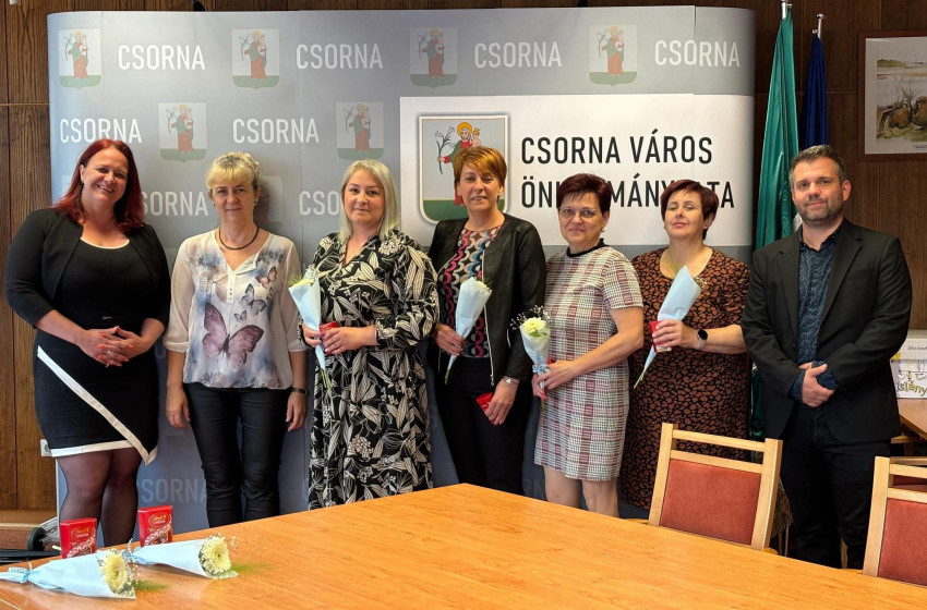 Védőnőket köszöntöttek Csornán