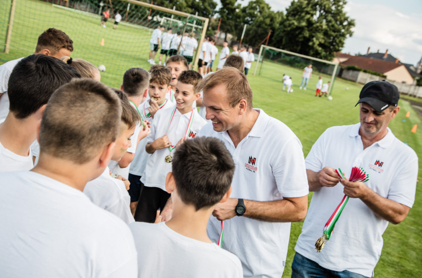 Kitüntetés, éremeső és Családi Nap a Nebuló Futball Sportegyesületnél