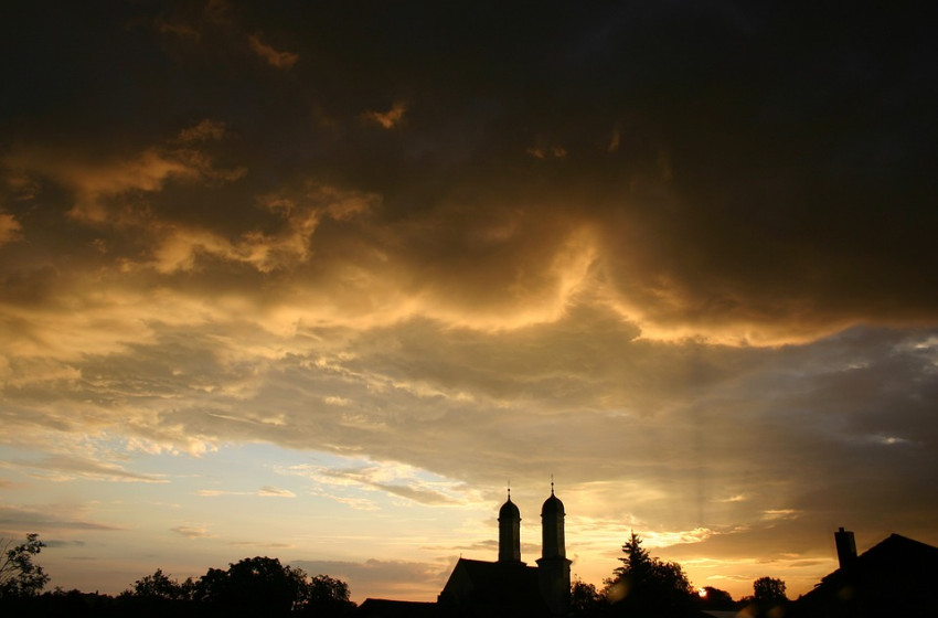 Hőség és zivatarok miatt is kiadták a figyelmeztetést