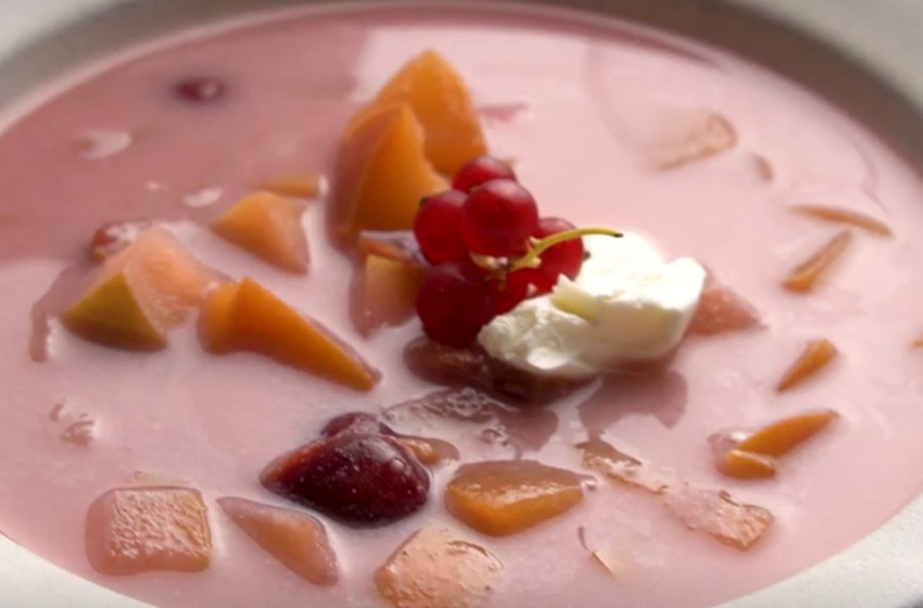 Mentőöv a kánikulában a selymes-krémes gyümölcsleves