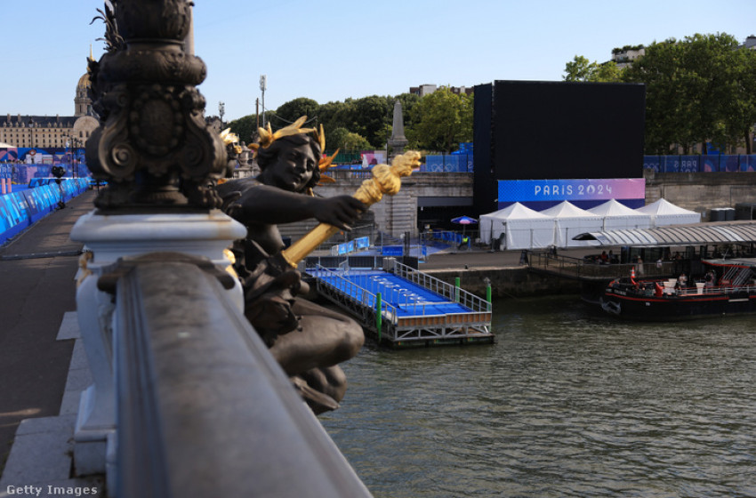 Csökkent a Szajna szennyezettsége, szerda reggel, egy nap csúszással elrajtolhatnak a triatlonosok