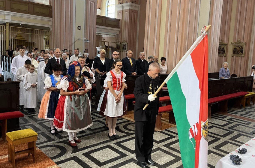 Kapuváron az életerőt ünnepelték Szent István napján