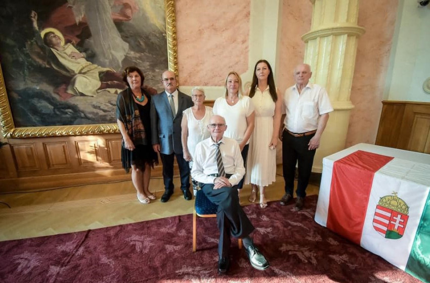 Méltó helyre kerültek az elismerések Csornán 