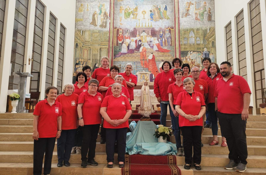 Iskolásoknak segítene a csornai karitász