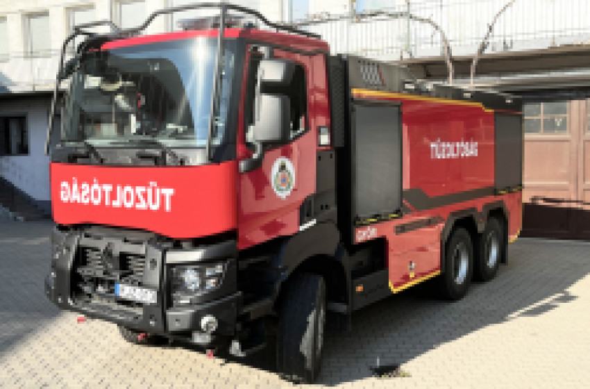 Kilencven tűzoltói beavatkozás Győr-Moson-Sopron vármegyében