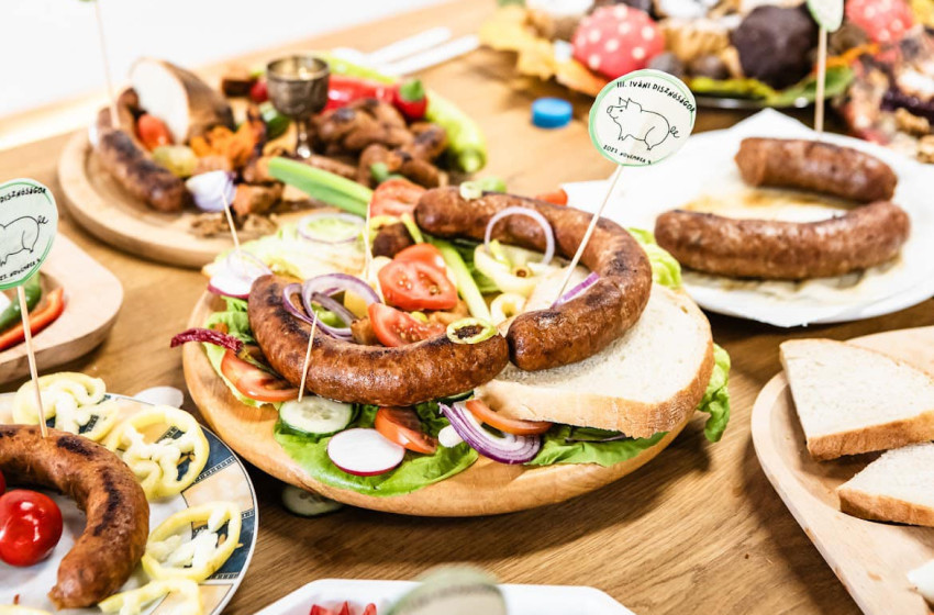 IV. Iváni hagyományőrző disznóvágás 