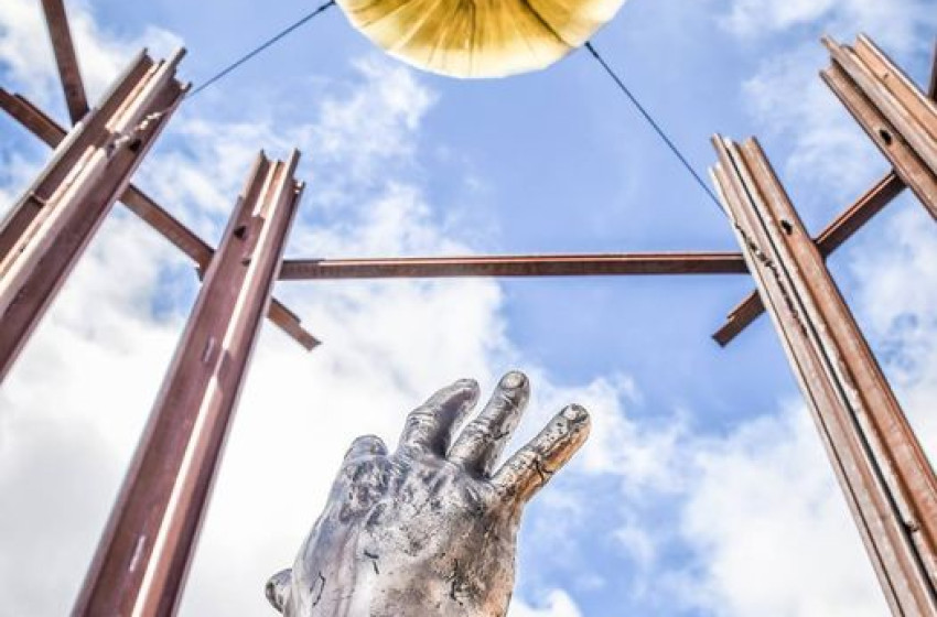 Városi megemlékezés az 1956-os forradalom és szabadságharc tiszteletére Csornán