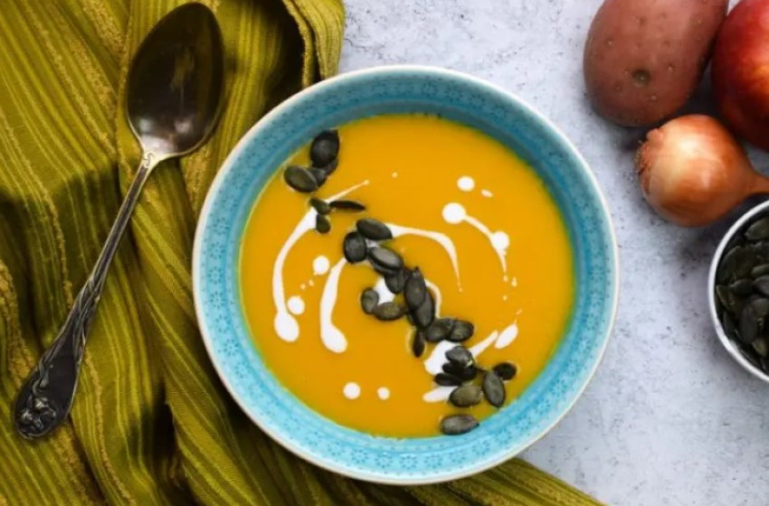 Így készül a legegyszerűbb, finom és selymes sütőtökkrémleves