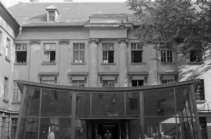 A Magyar Rádió elfelejtett első ostroma