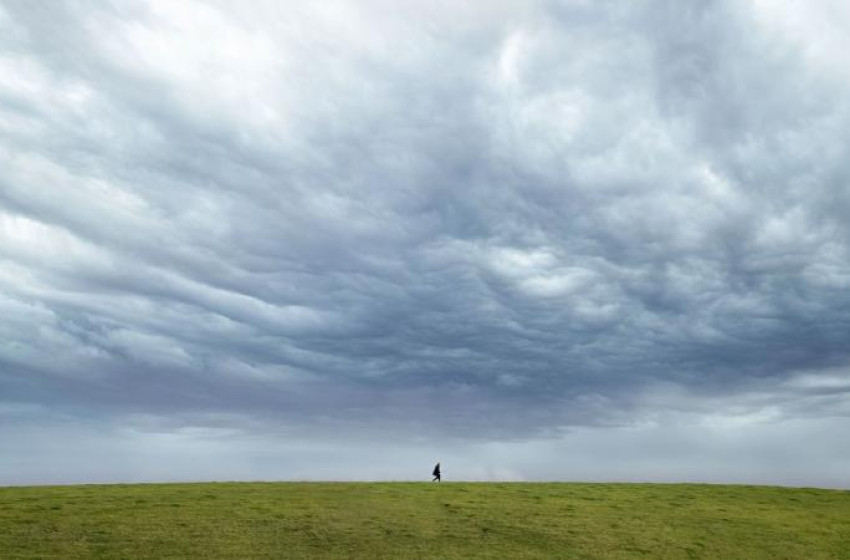 Nyugodt, de felhős idő várható
