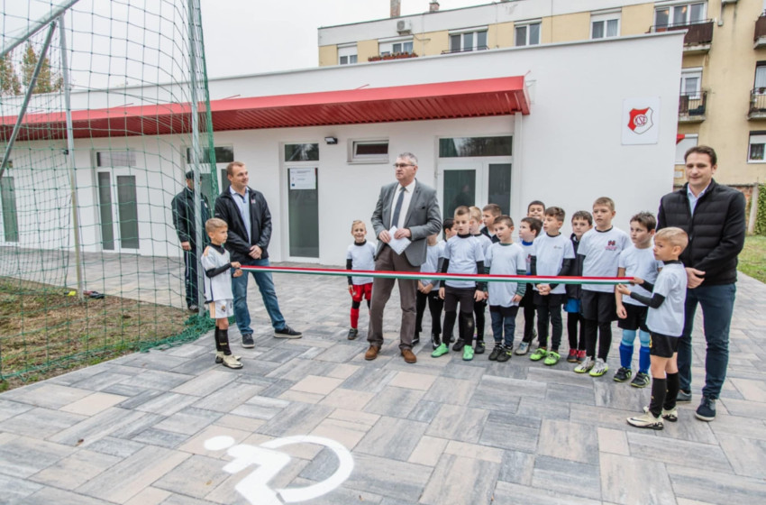 Új öltözőépülettel bővült a Kapuvári Sportegyesület