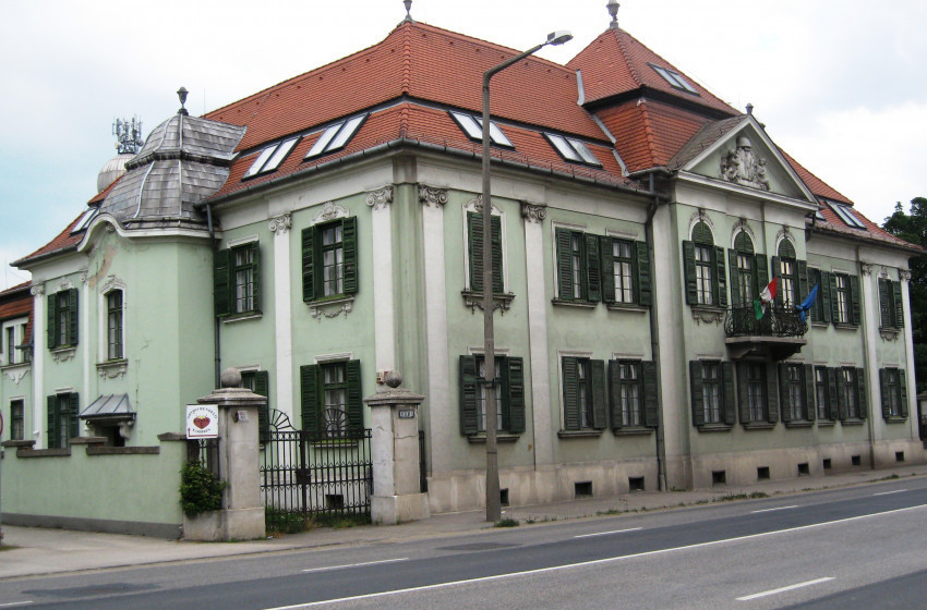 Jótékonysági Könyvbörze Csornán 