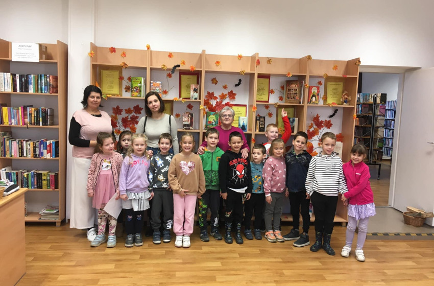 Óvodások látogattak el a kapuvári könyvtárba 