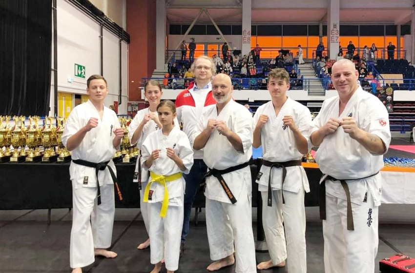 Kapuvári rendőrpáros osztott szigort Érden