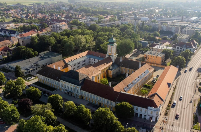Felkészítés felnőtteknek a Csornai Premontrei Apátság templomában