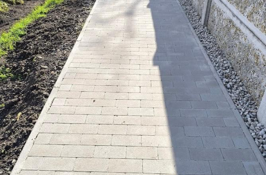 Megújult a Rákóczi utca járdája Rábatamásiban 