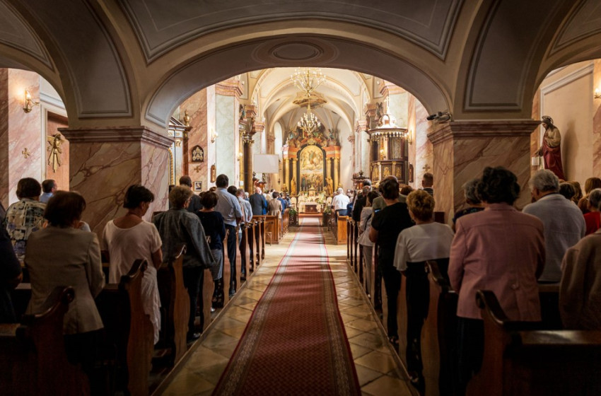 Jótékonysági koncert Csornán Benjáminért