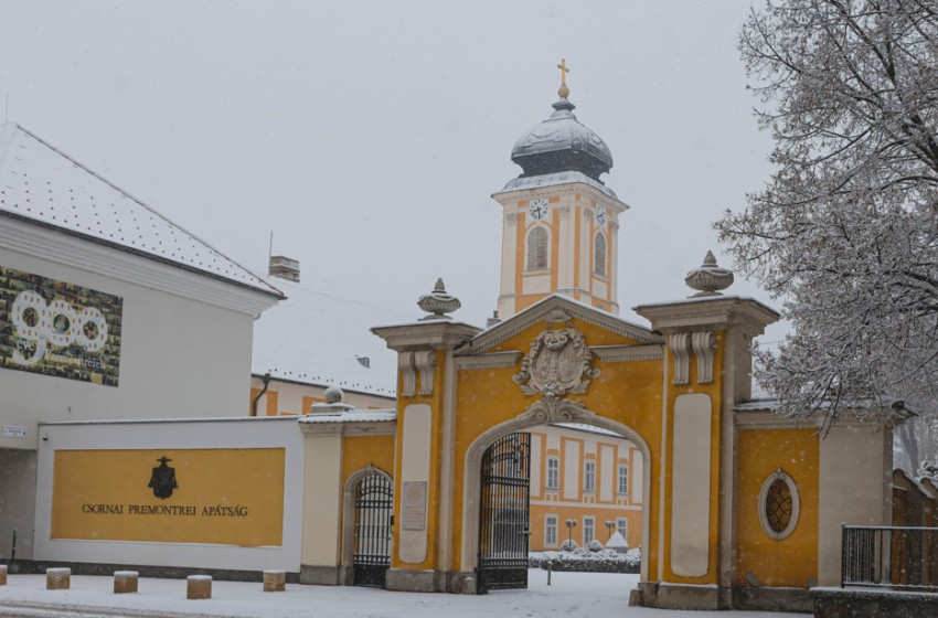 Faház Esték a Premontrei Atyákkal