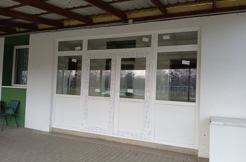 Új játékoskijáró készült el a Mihályi SE sportlétesítményében