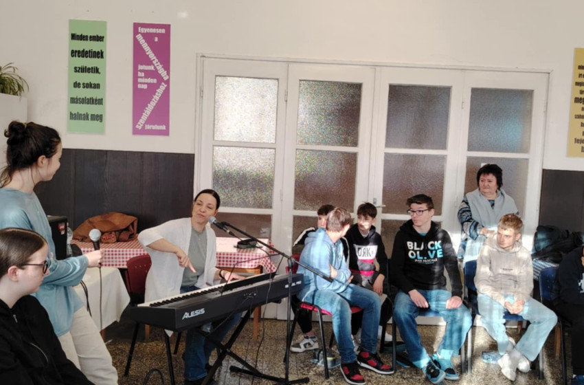 Rendhagyó művészeti óra Kapuváron