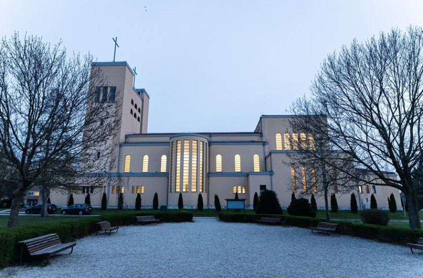 A zsinati zászlót fogadják Csornán