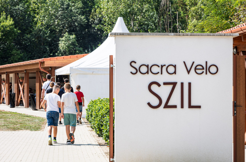 Tavaszi zsibongó Szilban