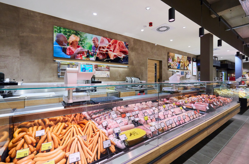 290 millió forintos fejlesztést hajtott végre Csornán a SPAR