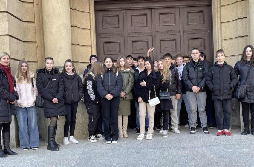 Az Operettszínházba látogattak a csornai diákok