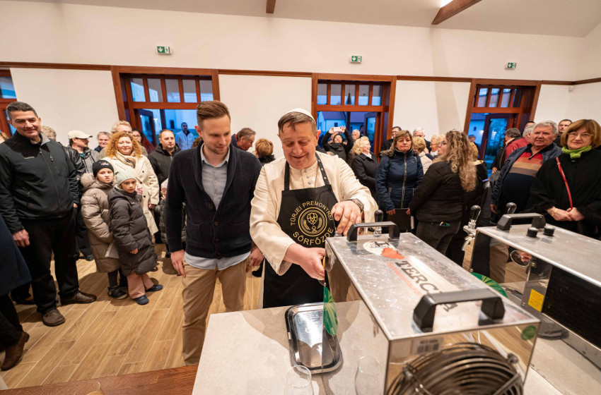 Templombúcsú és premontrei kézműves sör Türjén