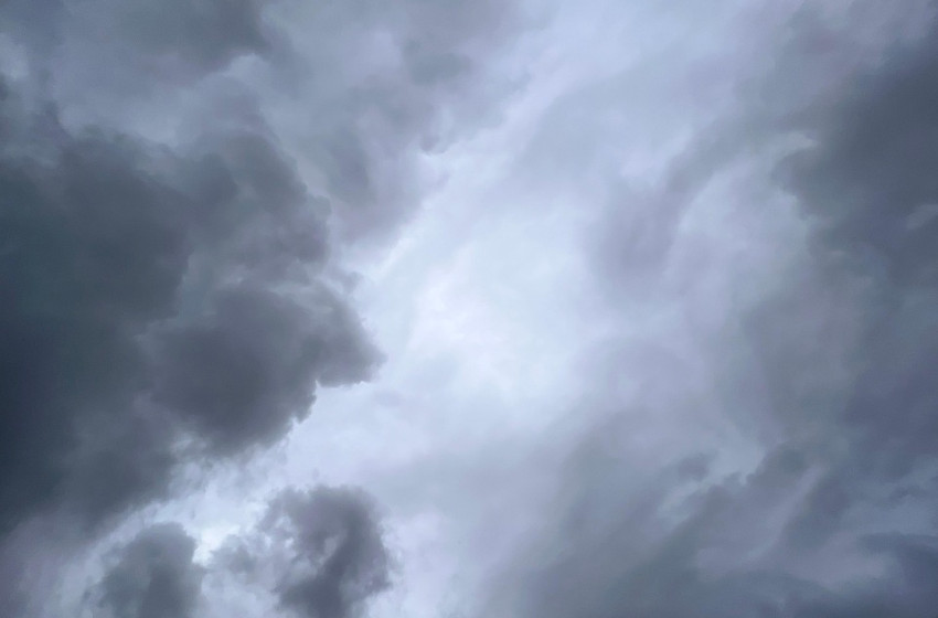 Felhős idővel zárul a hét, de a napsütés így sem tűnik el teljesen