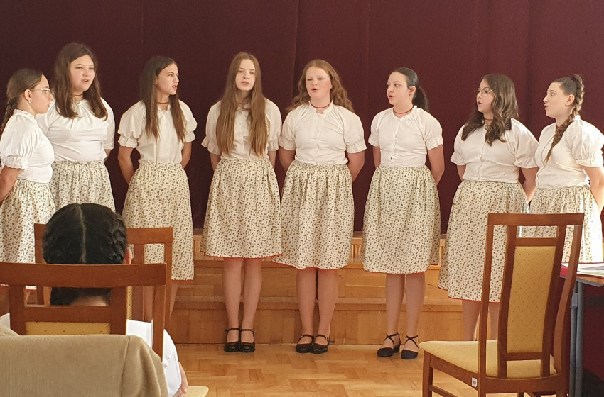 Kiemelkedő sikert ért el a Csornai Széchenyi Népdalkör 