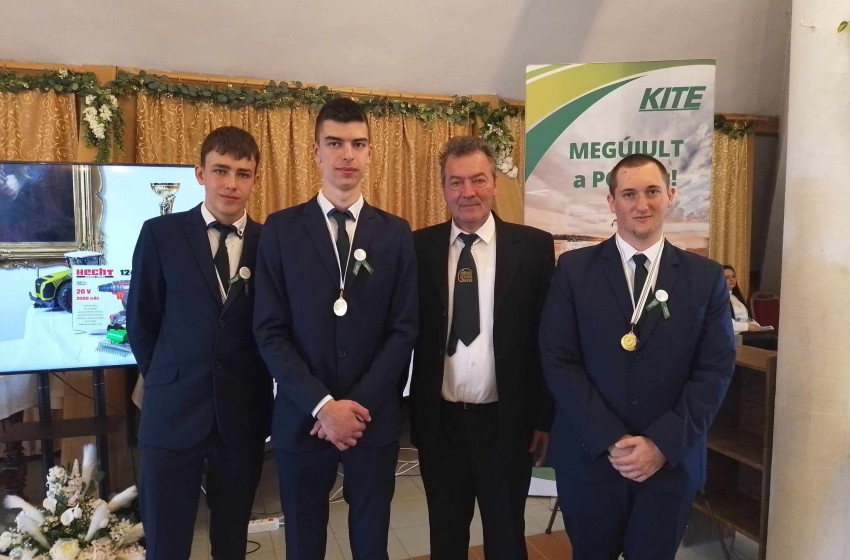 Csornai diákok a dobogón