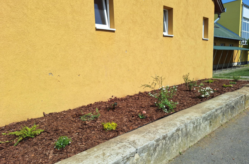 Megszépült a Szili Szent István Általános Iskola udvara