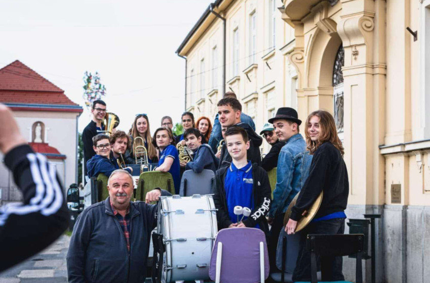 Május elsején újra zenés ébresztő Csornán