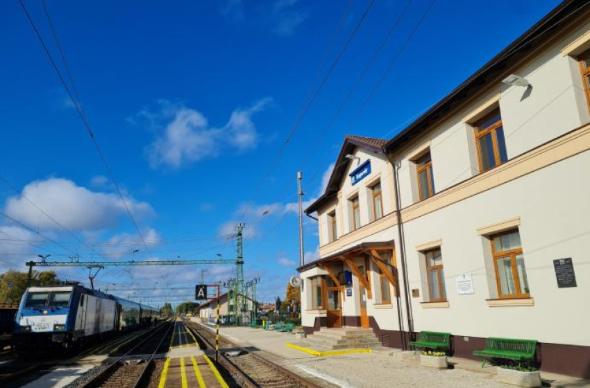 Kapuvár–Beled útszakasz: karbantartás miatt lezárják a vasúti átjárót