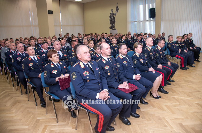 Kitüntették a csornai tűzoltót a Tűzoltónap alkalmából