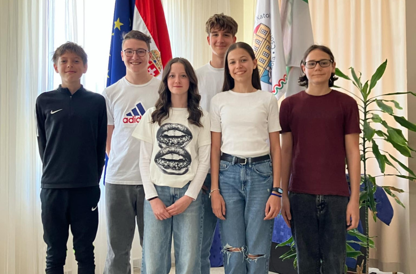 A csornai Rákóczi-iskola tanulói ismét bizonyították nyelvtudásukat