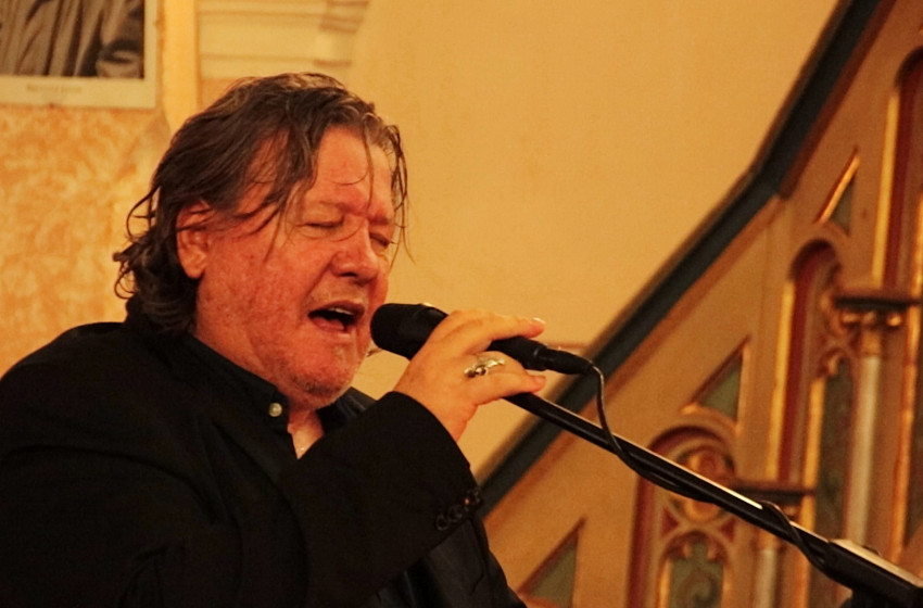 Szarka Tamás: Hinni egészséges - interjú és videó Rábatamásiból