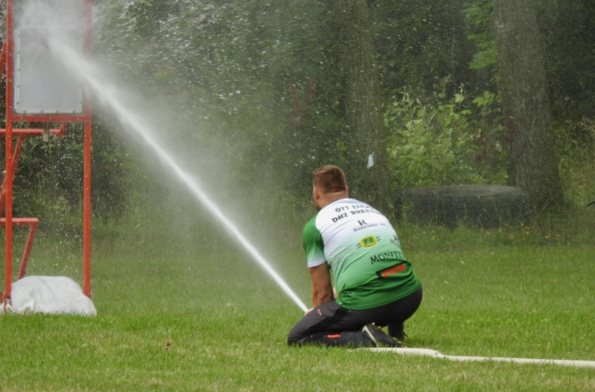 Kismotorfecskendő-szerelő bajnokság Farádon - videó
