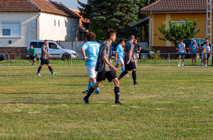 Címvédőt szorongatott meg a visszatérő Pusztacsalád, tizenötig jutott a Bágyogszovát 